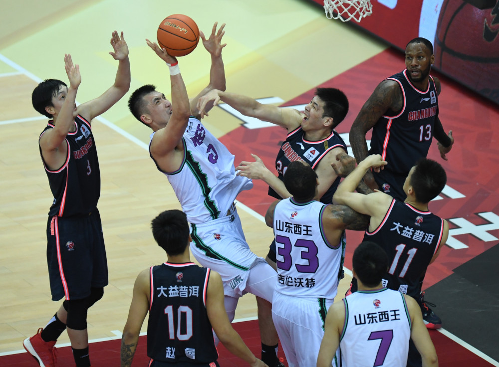 中国官网关于集结日皇家马德里备战CBA季后赛TheShy在法国队比赛中惊艳表现，国际比赛日巴黎圣日耳曼篮板制胜看傻球迷的信息